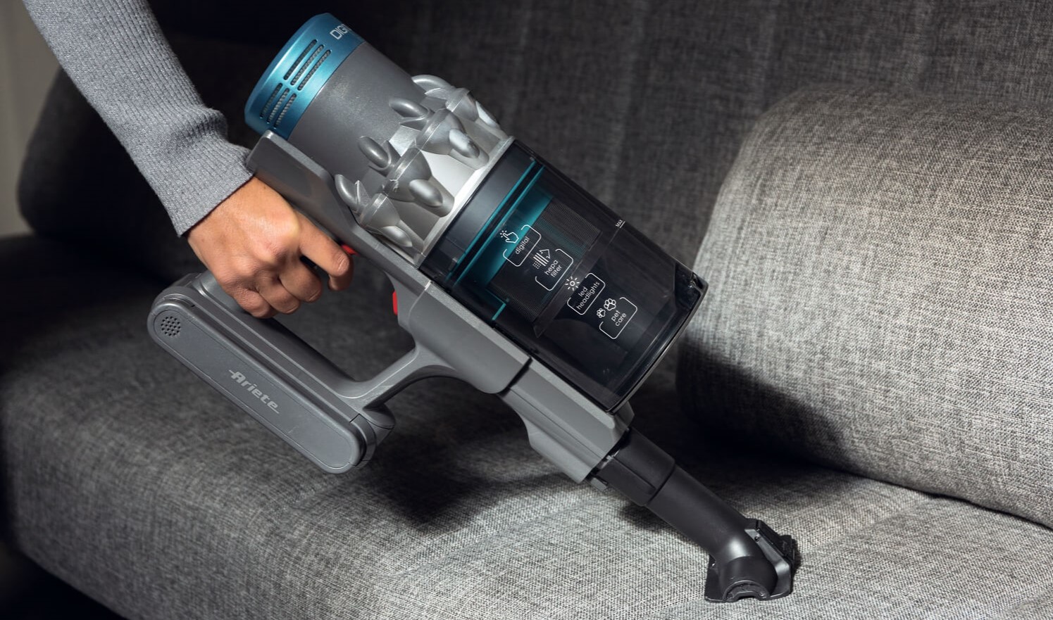 جارو برقی شارژی آریته 2704